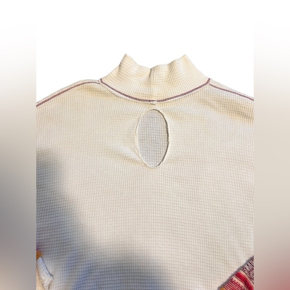 Free People Boho Waffle Knit Bishop Sleeved Keyhole Turtleneck Top Medium - Picture 5 of 6